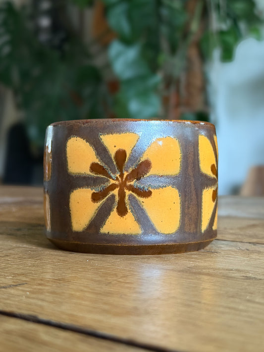 Mimea - Illustrated Pot