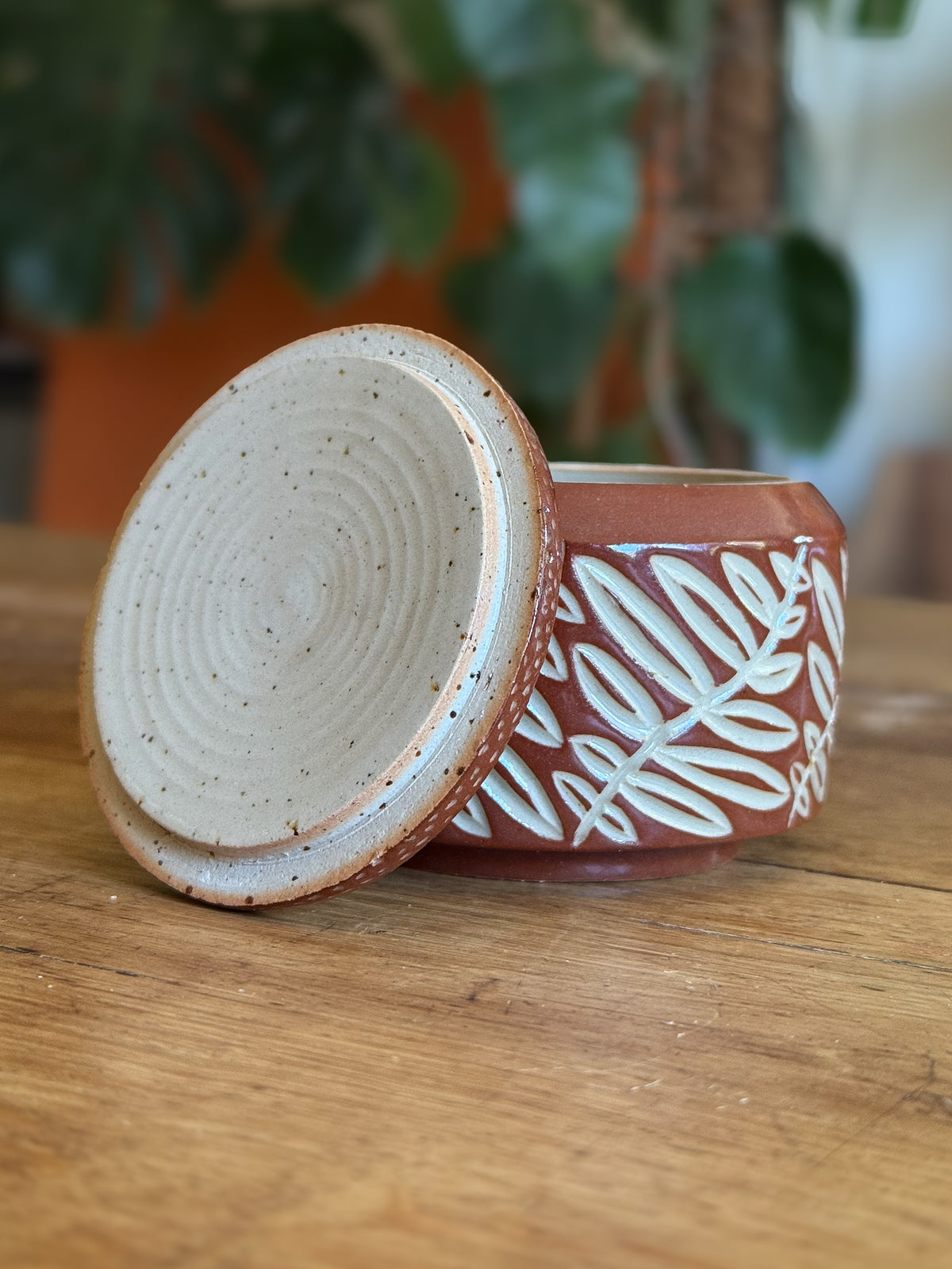 Mimea - Carved Lidded Jar 01