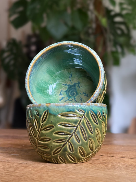 Kijani - Carved Cup Set 02