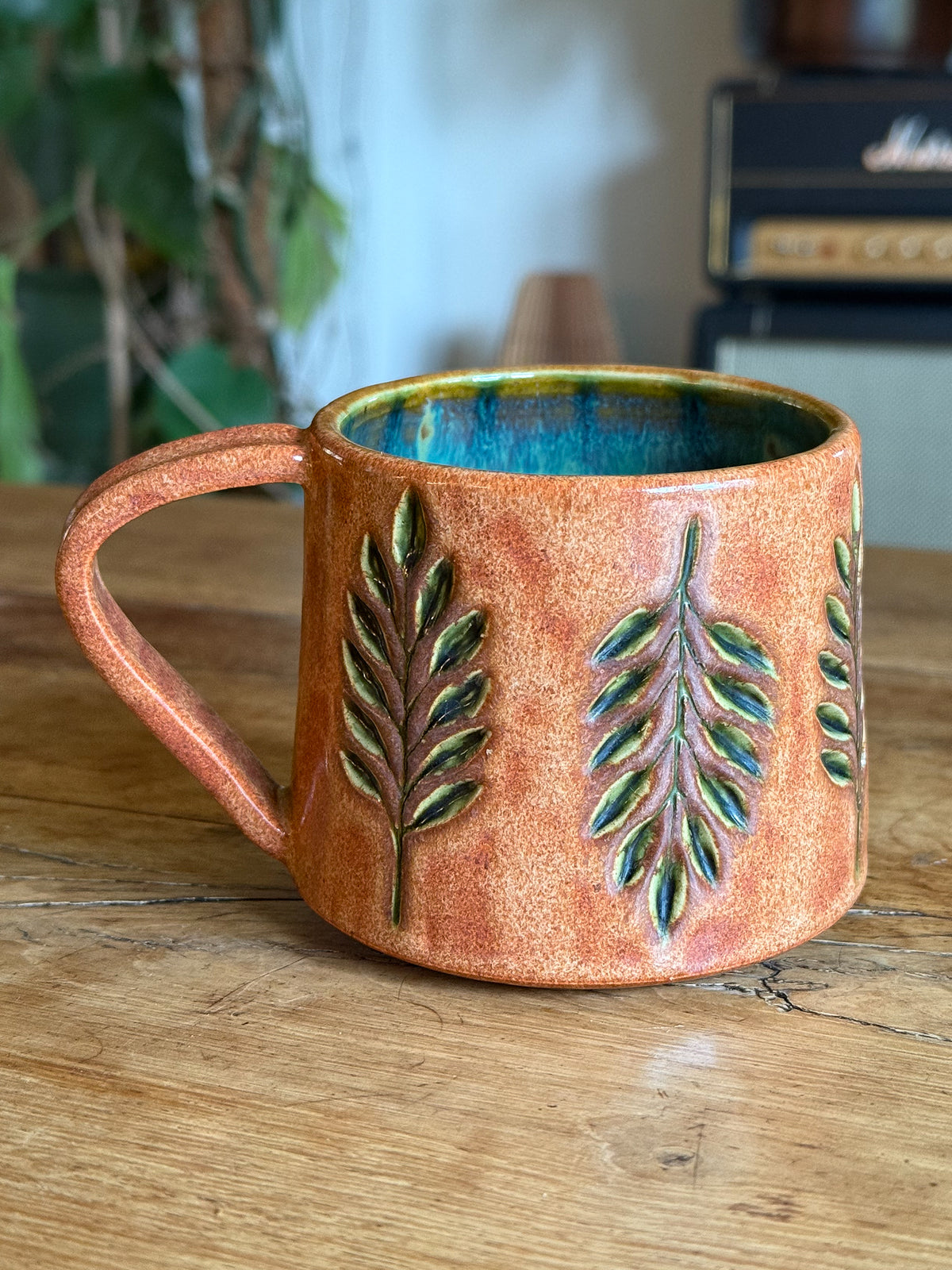 Mimea - Carved Mug