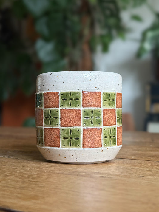 Mraba - Tile Cup 04
