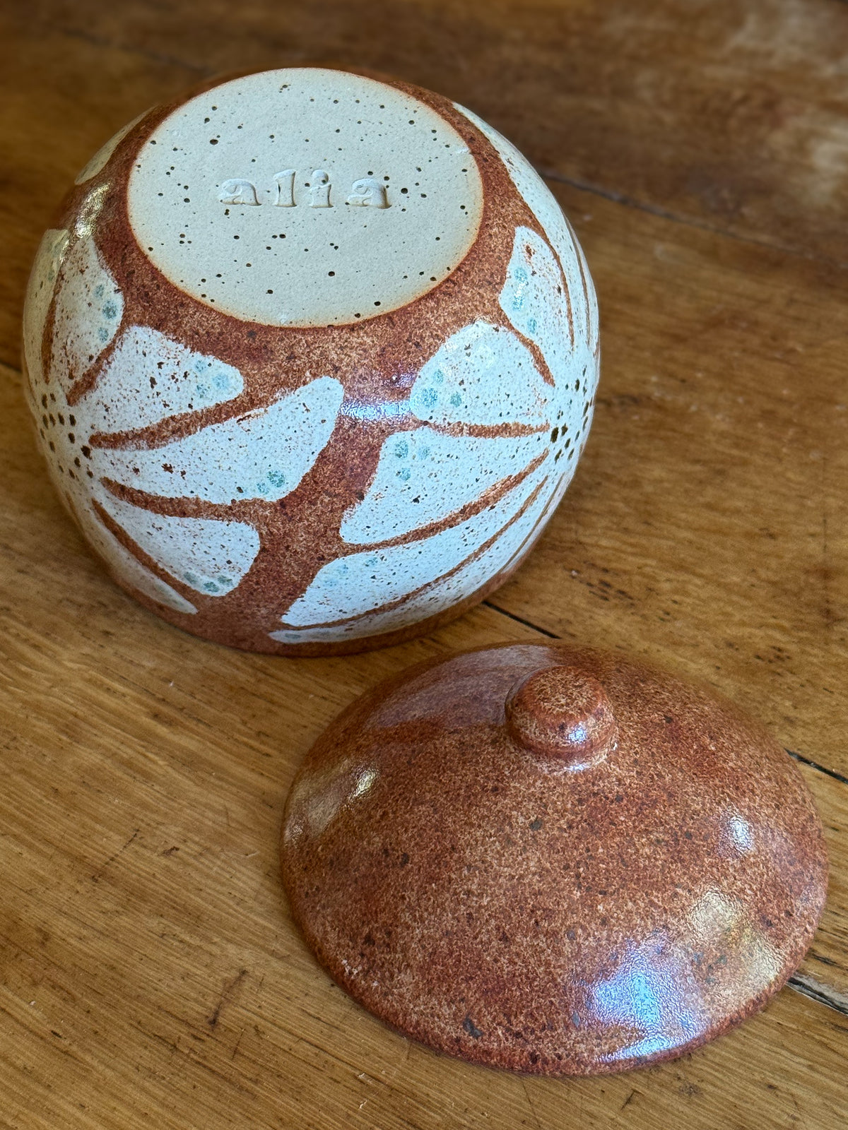 Mimea - Illustrated Lidded Jar 02