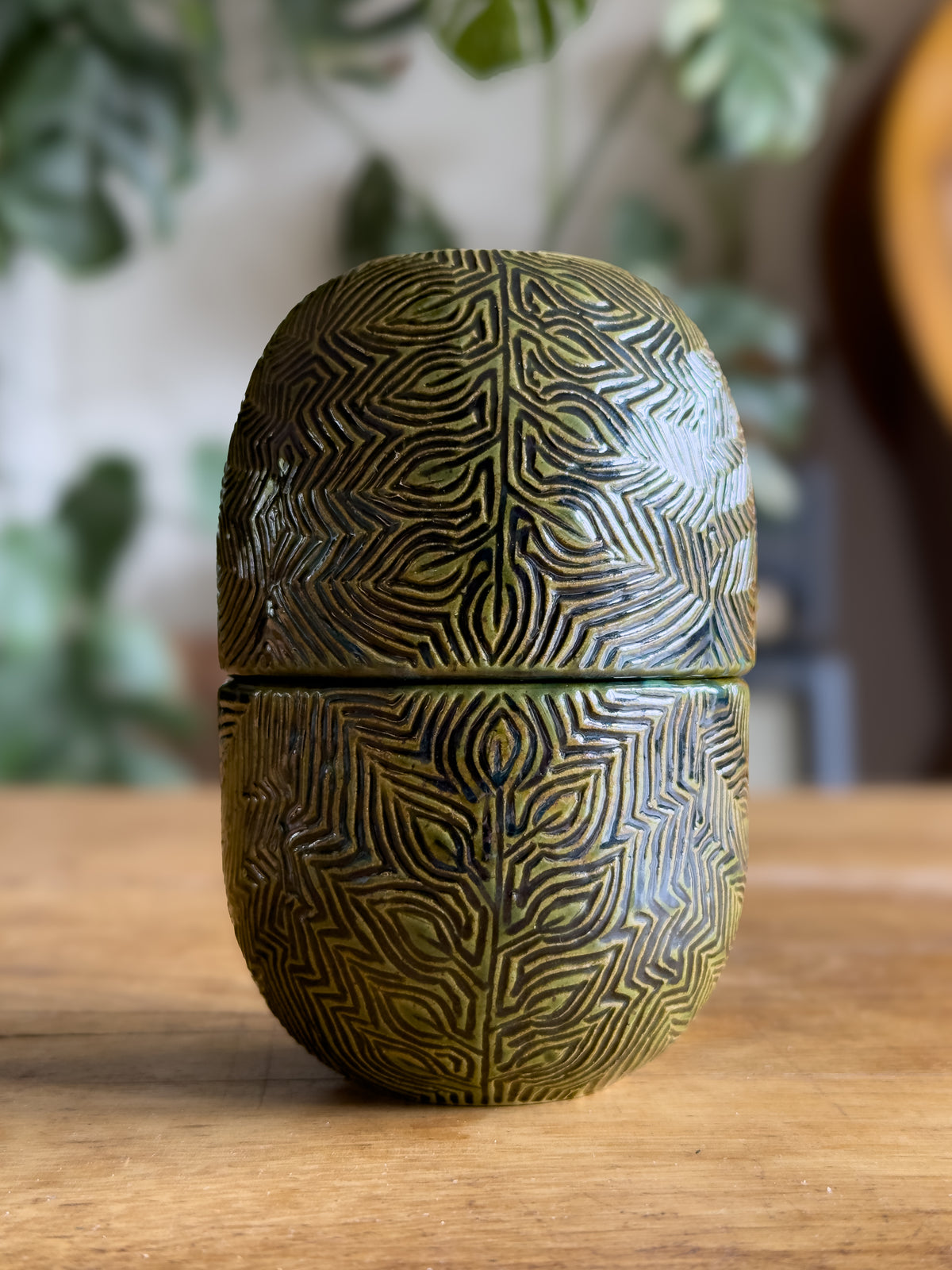 Kijani - Carved Cup Set 01